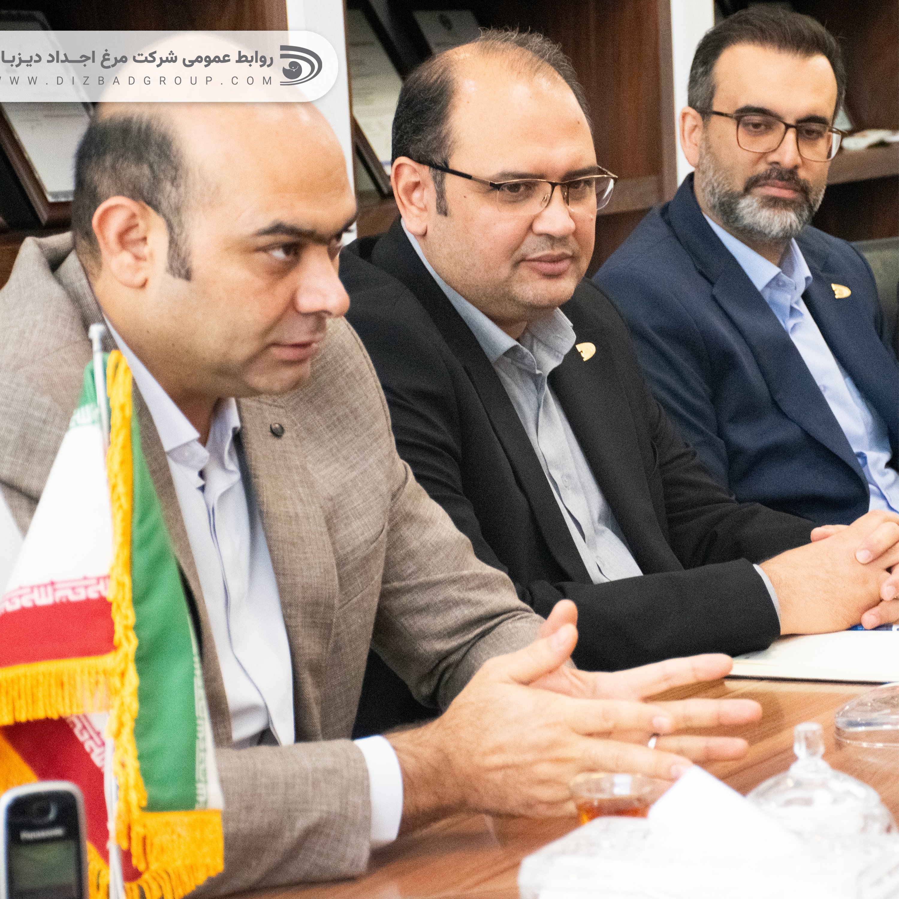 نشست راهبردی شرکت اجداد دیزباد با سرپرست بانک تجارت استان در راستای توسعه منابع مالی و تقویت همکاری‌های بانکی